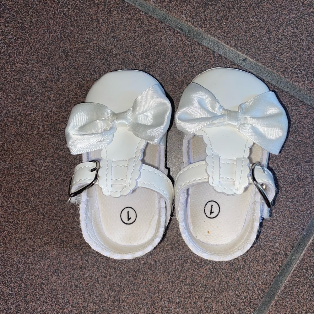 Dress shoes